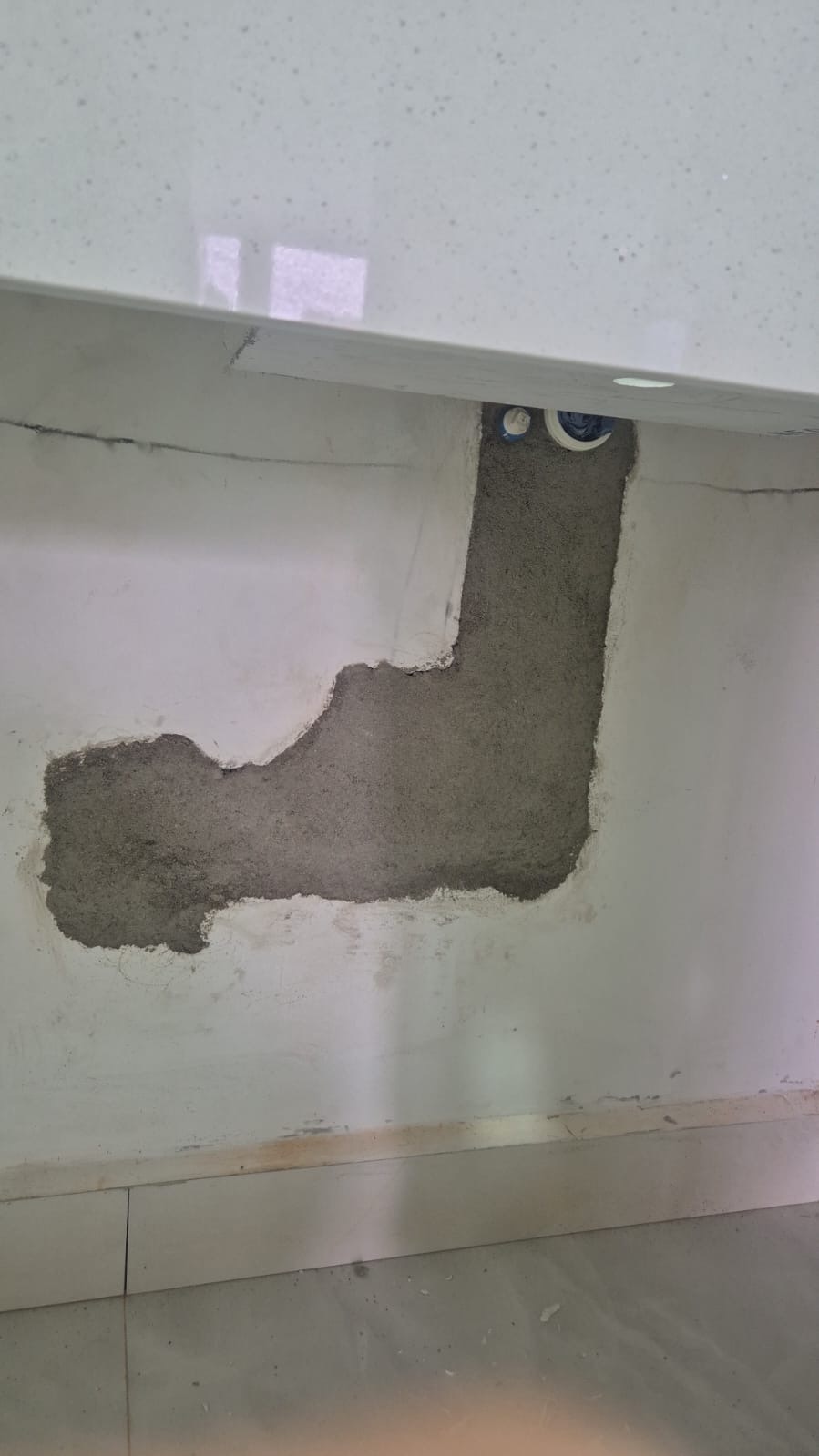 Reparo de encanamento de banheiro, água e ralo 